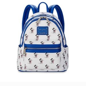 NWT Mickey Mouse American pattern loungefly backpack